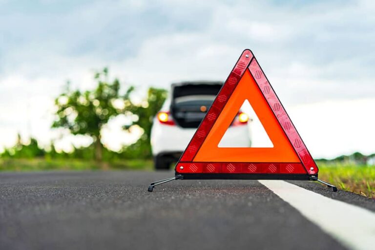 6 Signs Your Car Needs Immediate Attention